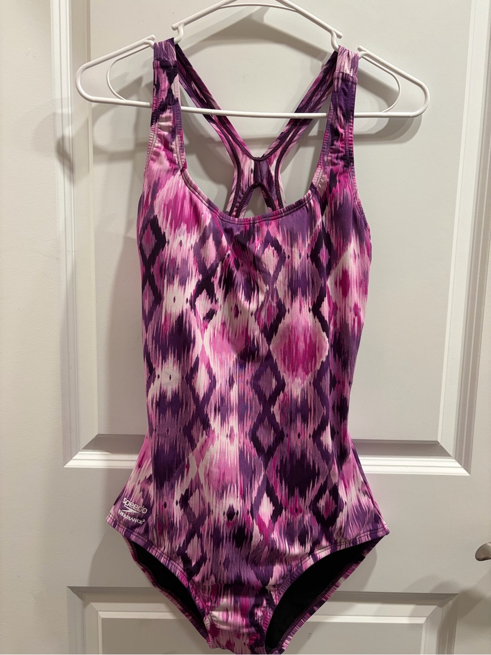 SPEEDO One Piece Swimsuit Women’s Size 12 Purple Pink Diamond Print Swim Suit